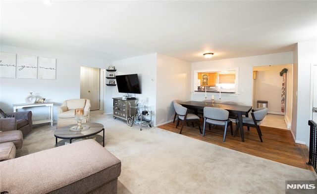 2-35 N Virginia Drive B, Fair Lawn, NJ 07410