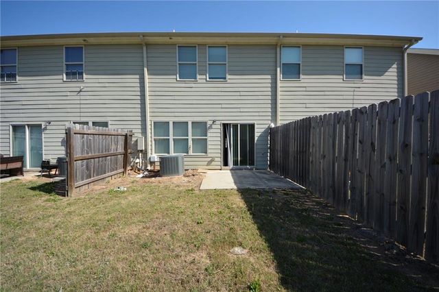 1937 Old Dogwood, Jonesboro, GA 30238