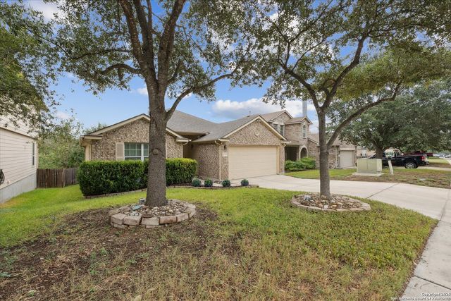 8735 Redbud Woods, San Antonio, TX 78250