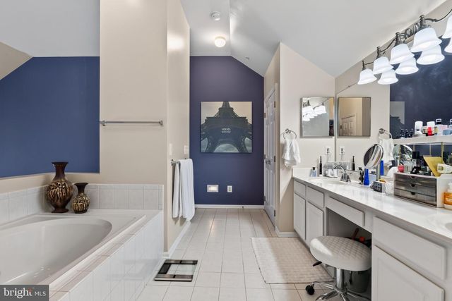 5155 BALLYCASTLE CIR CIR, Alexandria, VA 22315