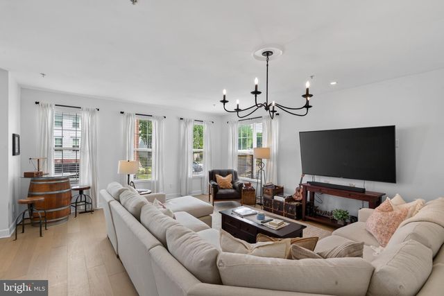 5155 BALLYCASTLE CIR CIR, Alexandria, VA 22315