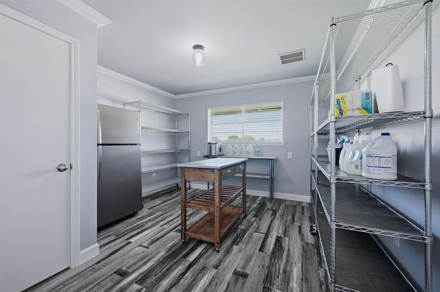 1861 Roland Road, Whitesboro, TX 76273