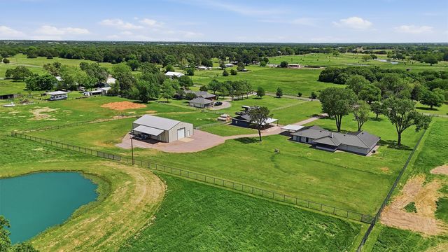 1861 Roland Road, Whitesboro, TX 76273