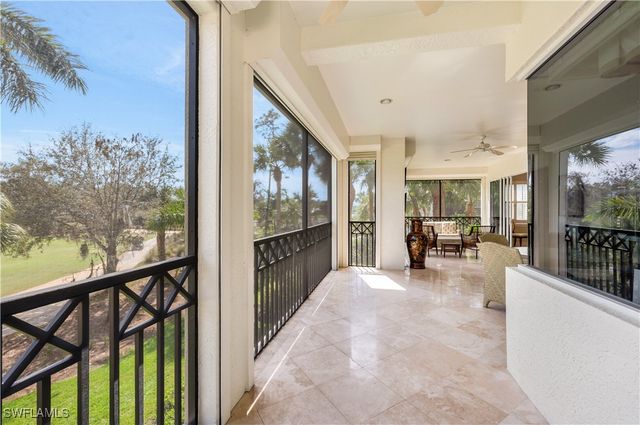 2822 Tiburon BLVD E 102, Naples, FL 34109
