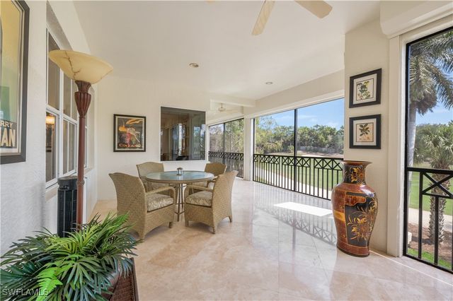 2822 Tiburon BLVD E 102, Naples, FL 34109