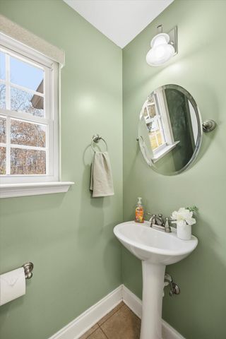 524 E Teems Road, Ringgold, GA 30736