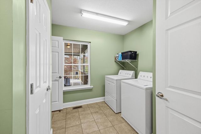 524 E Teems Road, Ringgold, GA 30736