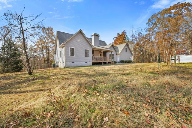 524 E Teems Road, Ringgold, GA 30736