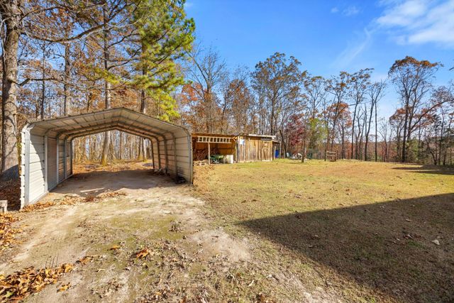 524 E Teems Road, Ringgold, GA 30736