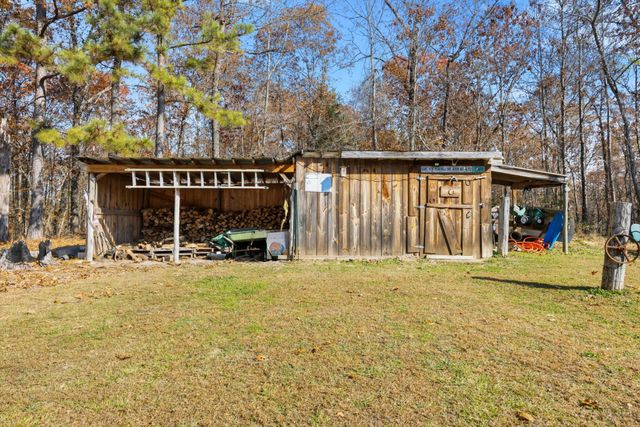 524 E Teems Road, Ringgold, GA 30736
