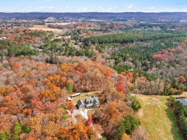 524 E Teems Road, Ringgold, GA 30736