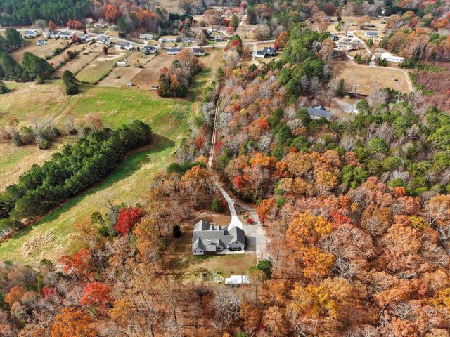 524 E Teems Road, Ringgold, GA 30736