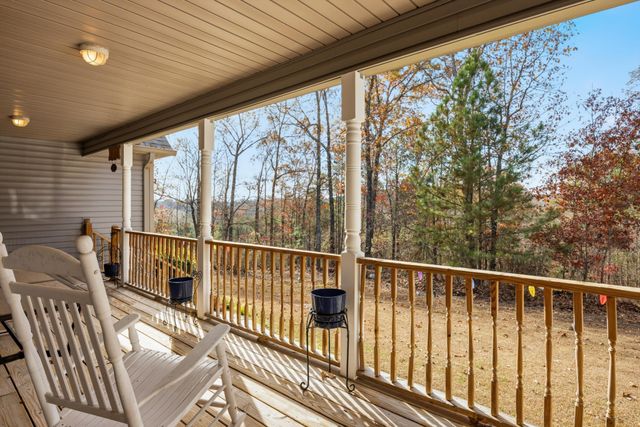 524 E Teems Road, Ringgold, GA 30736