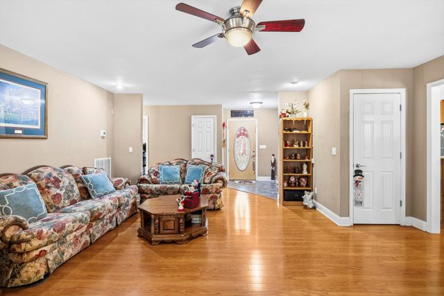 524 E Teems Road, Ringgold, GA 30736