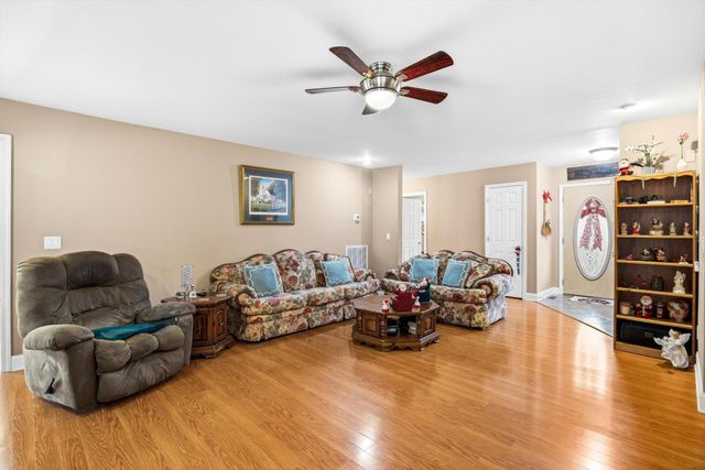 524 E Teems Road, Ringgold, GA 30736