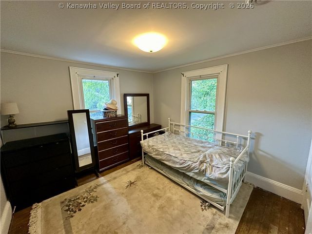 2312 Kanawha Terrace, St Albans, WV 25177