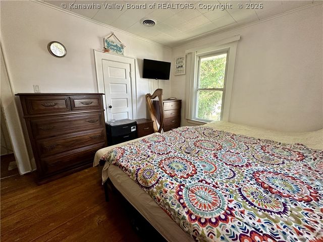 2312 Kanawha Terrace, St Albans, WV 25177