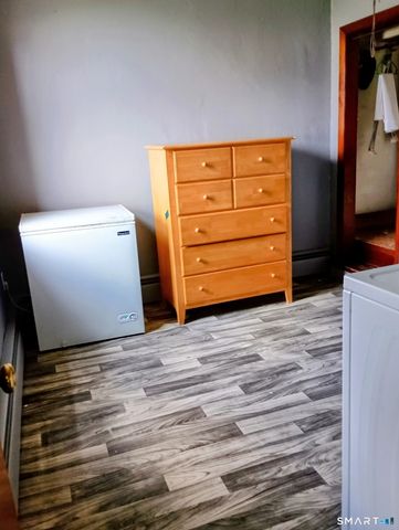 9 Warriner Avenue, Enfield, CT 06082