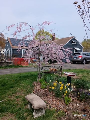 9 Warriner Avenue, Enfield, CT 06082