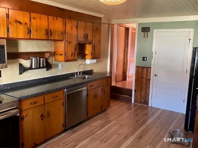 9 Warriner Avenue, Enfield, CT 06082