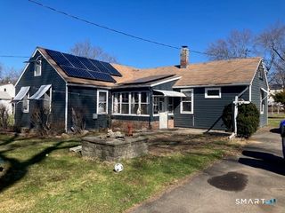 9 Warriner Avenue, Enfield, CT 06082