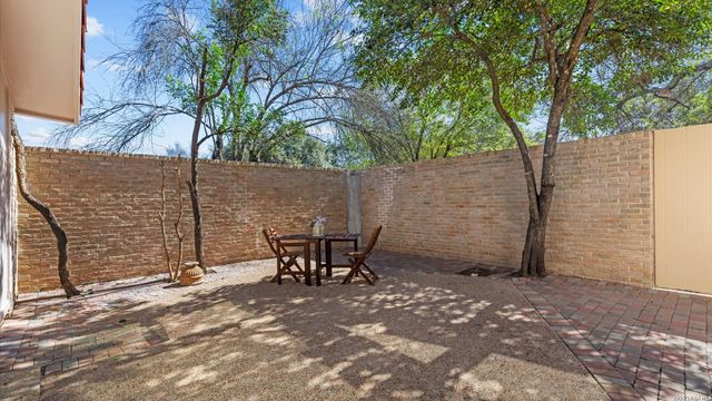 11702 Pepper Tree, San Antonio, TX 78230