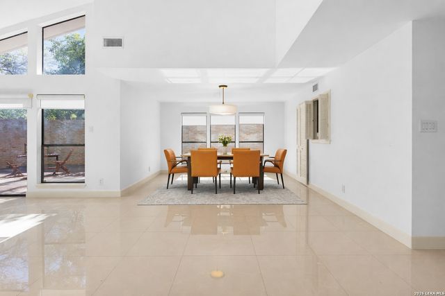 11702 Pepper Tree, San Antonio, TX 78230