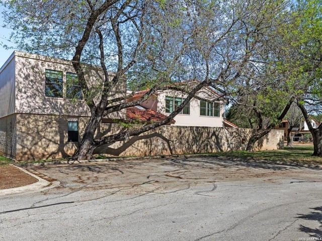 11702 Pepper Tree, San Antonio, TX 78230