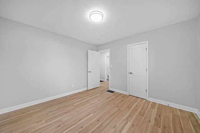 1222 Manchester Avenue, Columbus, OH 43211