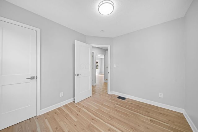 1222 Manchester Avenue, Columbus, OH 43211