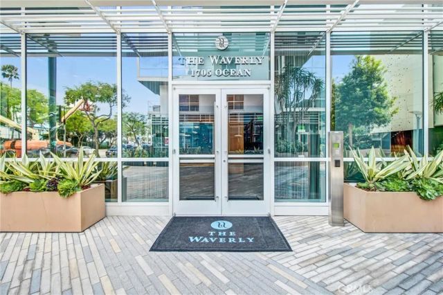 1705 Ocean Avenue 210, Santa Monica, CA 90401
