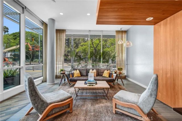 1705 Ocean Avenue 210, Santa Monica, CA 90401
