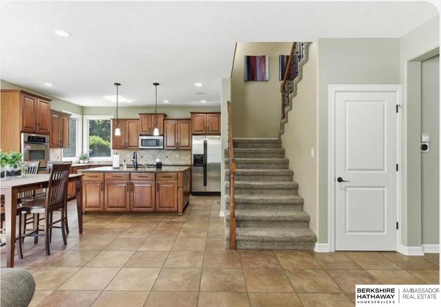1521 S 195th Circle, Omaha, NE 68130