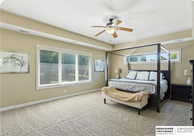 1521 S 195th Circle, Omaha, NE 68130