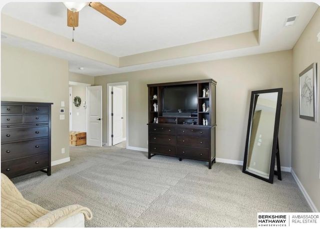 1521 S 195th Circle, Omaha, NE 68130