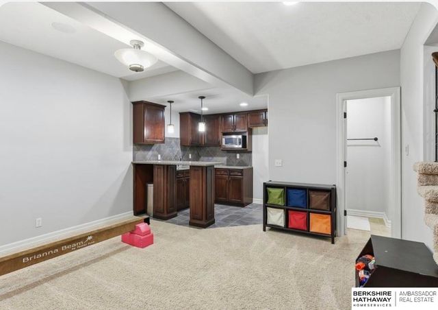 1521 S 195th Circle, Omaha, NE 68130