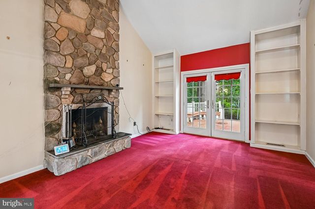 10814 CHERRY BLOSSOM CT, Hyattsville, MD 20783