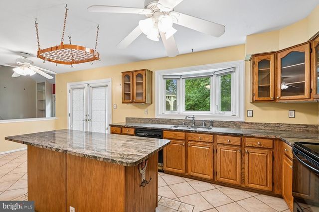 10814 CHERRY BLOSSOM CT, Hyattsville, MD 20783