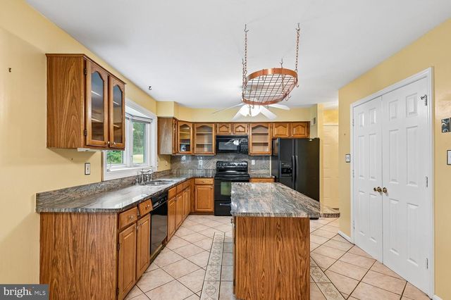 10814 CHERRY BLOSSOM CT, Hyattsville, MD 20783