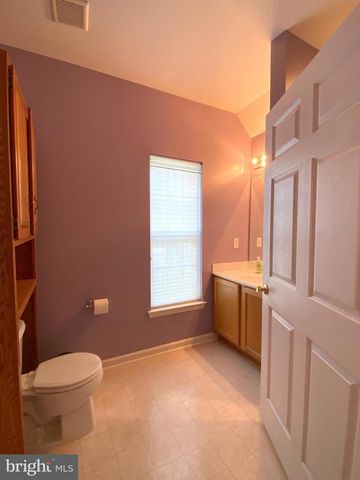 1 FAWN CT, Delanco, NJ 08075