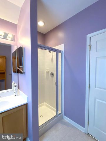 1 FAWN CT, Delanco, NJ 08075
