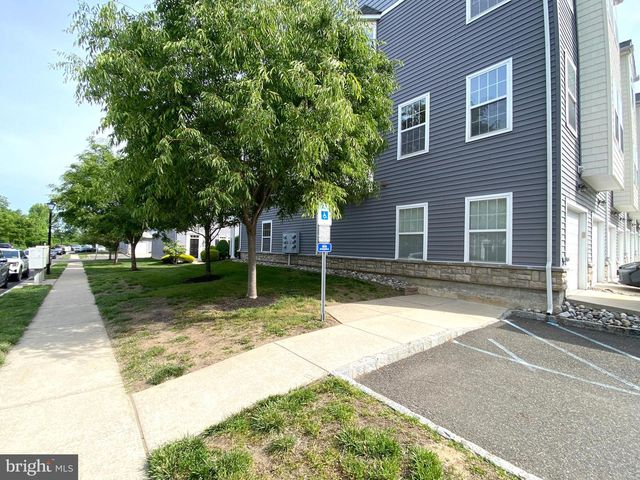 1 FAWN CT, Delanco, NJ 08075