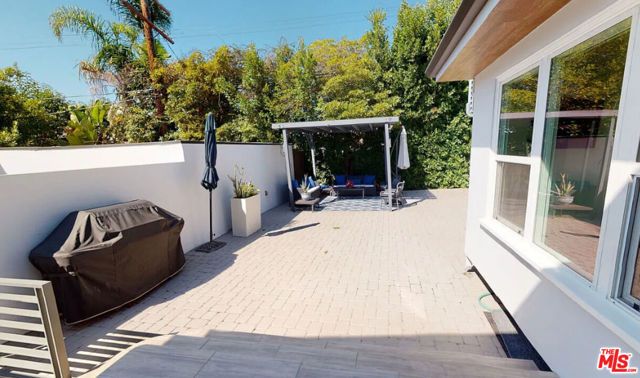 10331 La Grange Avenue, Los Angeles, CA 90025