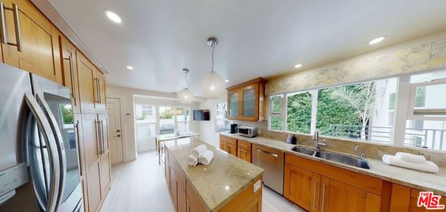 10331 La Grange Avenue, Los Angeles, CA 90025