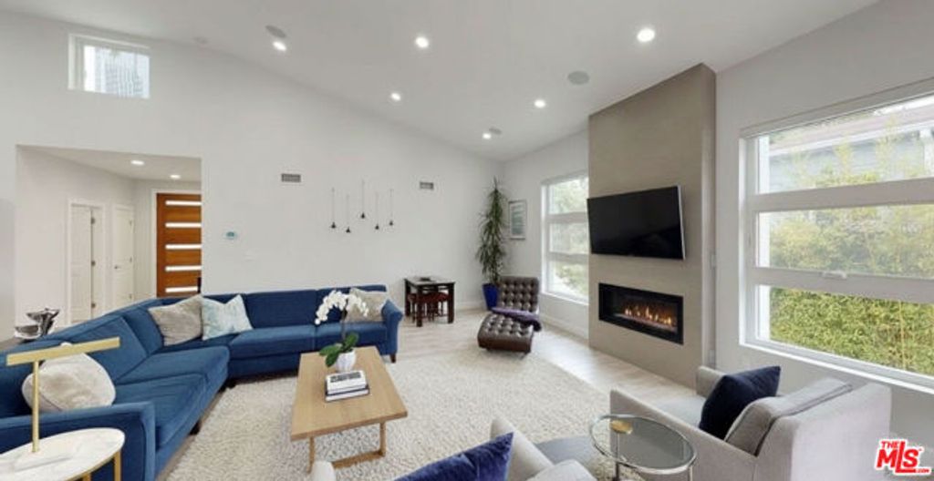 10331 La Grange Avenue, Los Angeles, CA 90025