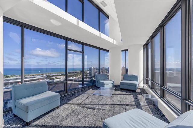 100 E 14th Street 1403, Chicago, IL 60605