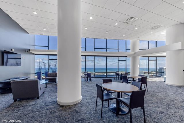 100 E 14th Street 1403, Chicago, IL 60605
