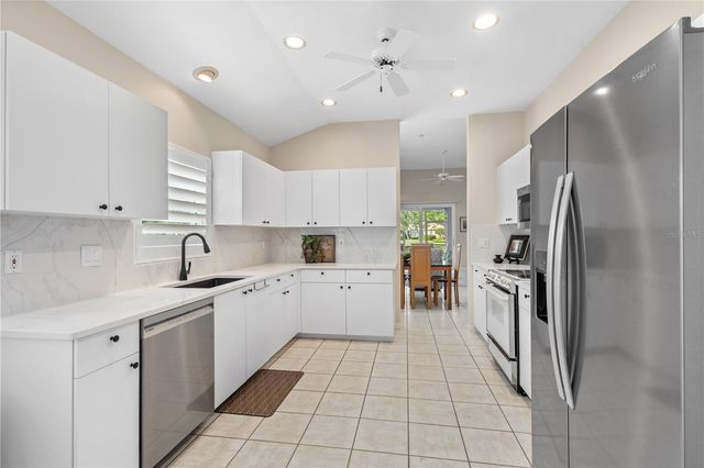 7106 LA RONDA COURT, Sarasota, FL 34238