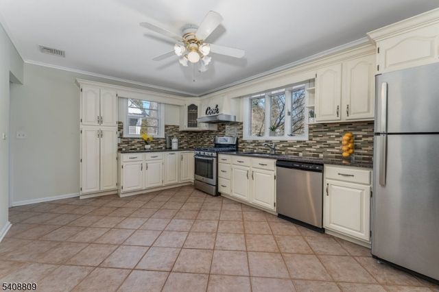 350 Passaic Ave, Long Hill Twp., NJ 07980