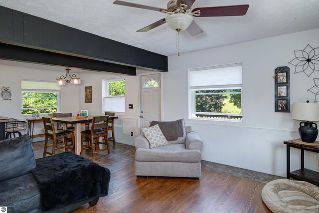 8224 S Schomberg Road, Cedar, MI 49621